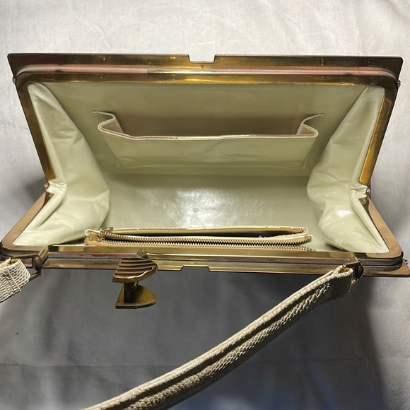 Vintage Mid-Century Genuine Snake Skin and Lacquer Bag - Picture 16 of 17